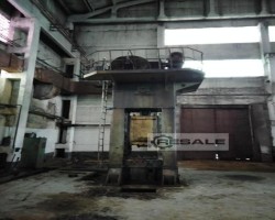 Maschine: TMP VORONEZH KV2536,400T Mechanische Stanz-Besäumpresse