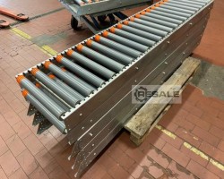 Maschine: SOCO SYSTEMS Rollen bahn/ Fördertechnik/
