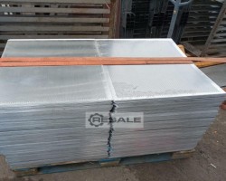 Maschine: E BACKBLECHE  Backbleche