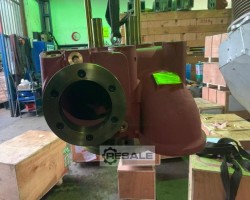 Maschine: MAK 32C cylinder heads 