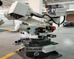 Maschine: FANUC R-2000iB/210F Handling