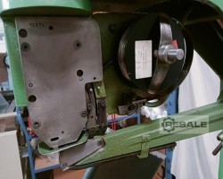 Maschine: SPECKBOETEL GFM Kartonagenheftmaschinen