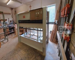 Maschine: HöFER H-120-SS Furnierpressen