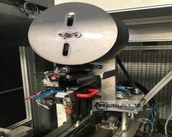 Maschine: Z-AUTOMATION Z splicing stand alone Gummischneidemaschinen