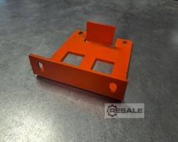 Maschine:   Halter Konsole Agraffenwinkel