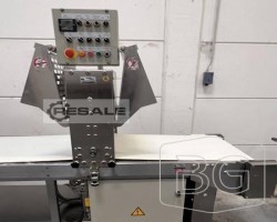 Maschine: RONDO SPF 610 B Zuschneidetische