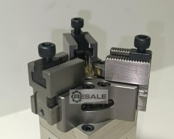 Maschine: FIBRO 52.81.1.  631, Backengreifer (3) mit Rückstellfeder,