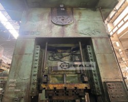 Maschine: TMP VORONEZH K2542 1600T Geschlossene Ein-Kurbel-Presse T