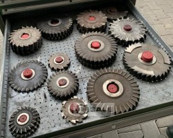 Maschine: LISTA  Schubladenschrank mit Zerspanwerkzeug Fräswerkzeug