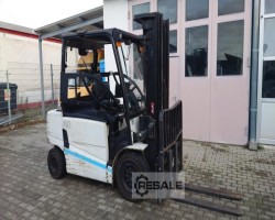 Maschine: HYUNDAI HX 40 