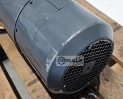 Maschine: SEW EURODRIVE KHF67/R DV132S4/BMG/TH/VR/AV1H Getriebemotor