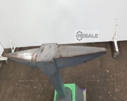 Maschine:  65 kg Schmiedehämmer