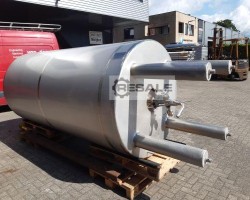 Maschine: STN -; KUIPERS WOUDSEND Steriltank 3000 litre Edelstahlsilos