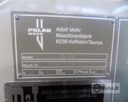 Maschine: POLAR 76 EM Papierschneidemaschinen