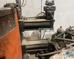 Maschine: TECNOVA 250 mm Hydraulischer Filterwechsler
