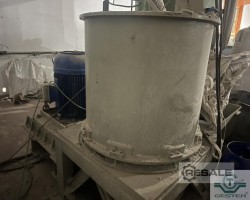 Maschine:  1x1 m Agglomeratoren