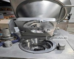 Maschine: HANDTMANN VF628 Vakuumfüller / Stuffer