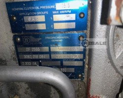 Maschine: ZF 2 x 2555 2,333:1 Marine-Getriebe