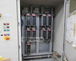 Maschine: RITTAL SIEMENS DANFOSS Simatic S7 / VLT5000 Schaltschrank