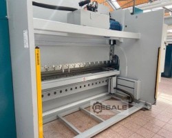 Maschine: ADIRA PM 022040 Abkantpressen