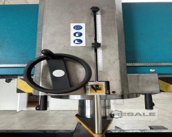 Maschine: MECAMAQ CD 250 Hydraulische Pressen