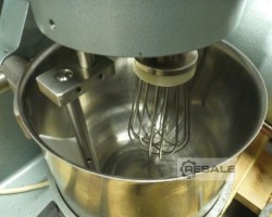 Maschine: ERWEKA AR400 Multitasking-Einheit in Laborgröße