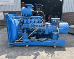 Maschine: IVECO 8281SRI - AEM 400 kVa Dieselgeneratoren