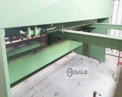 Maschine: FASTI 509-30/4 Tafelscheren (hydraulisch)
