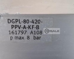 Maschine: FESTO DGPL-80-420-PPV-A-KF-B, 161797 Linearantrieb, Hub 420mm,
