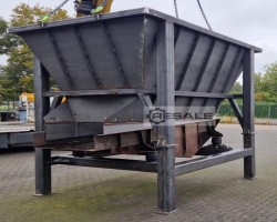 Maschine: RMH 10,5 m³ Dosierbehälter / Dosierbunker