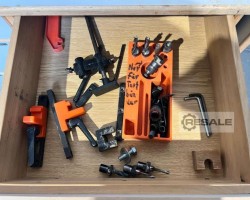 Maschine: BLUM Minipress Mehrspindelbohrmaschinen