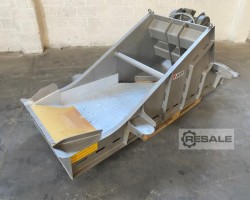 Maschine: JOST FUF 800/ - 150 x 2500 Schwingförderrinne