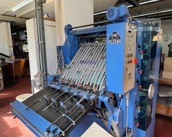 Maschine: TMF N10 Zusammentragmaschine