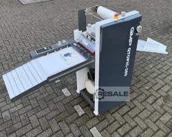 Maschine: GMP Q-Topic 380 - Sleek Kaschiermaschine / Folie zu Bogen / Sleeking