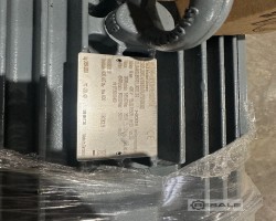 Maschine: SEW EURODRIVE DR2L200L4 / BE62 / FL / TF / E SEW K8S