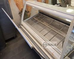 Maschine:  Tecniva 12121 Kühltheken