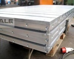 Maschine: JT 2000 x 1000 x 170 mm Schweißtisch