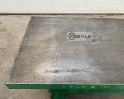 Maschine:  1700 x 700 x 230 mm Montagetische