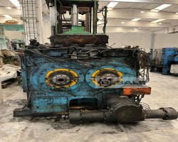 Maschine: HF MIXING GROUP F305 Innenmischer