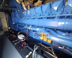 Maschine: CAT Containerized C175-16 Dieselgeneratoren