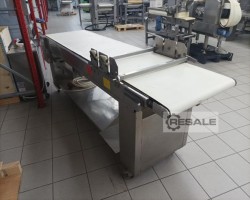 Maschine: FRITSCH Cutting table Arbeitstische