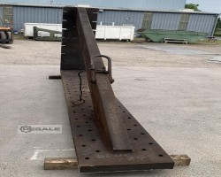 Maschine:  4000 x 2000 x 575 mm Aufspannwinkel