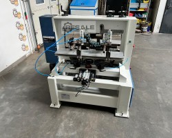Maschine: COMEC MM0 10 3L Mehrspindelbohrmaschinen