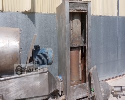 Maschine: PREVIERO  Überkopfschnitt zum Wasser