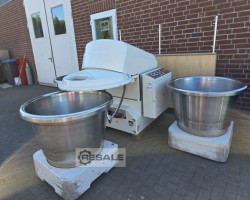 Maschine: W+P UC80 Wendelkneter