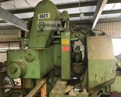 Maschine: H.I.T. NSM 250 Nachschnittkreissägen