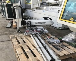 Maschine: WITTMANN W823 Roboter
