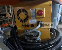 Maschine: HUSKY Altanium X-c-12-NEO2-12 Heisskanalregelgeräte