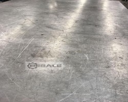 Maschine:   Aluminiumplatte für Werkbank