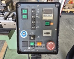 Maschine: GIULIANELLI GPU-S halbautomatische Heissprägepresse